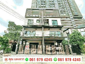 ขาย ทาวน์โฮม 3.5 ชั้น หลังมุม หมู่บ้าน นราธิป ไทรม้า